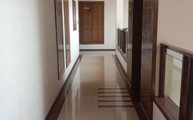 Fabhotel Prime Ivy Studio