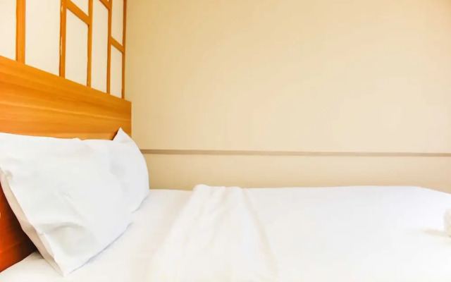 Well Appointed 2Br At Meikarta Apartment