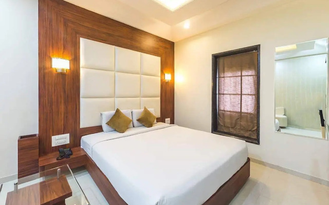 Hotel Raj Palace