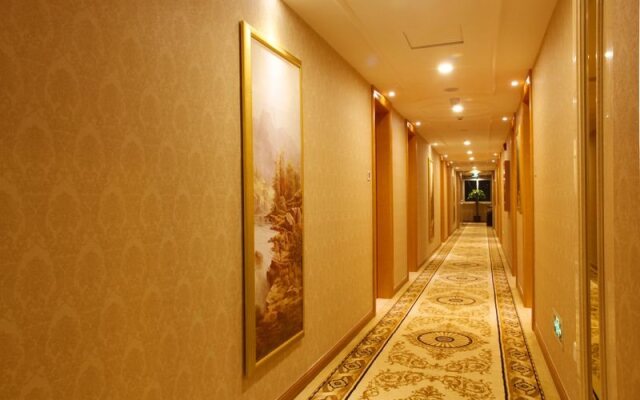 Vienna Hotel Sanya First Market