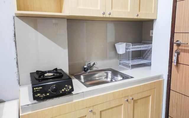 Comfy And Minimalist Studio At Vida View Apartment