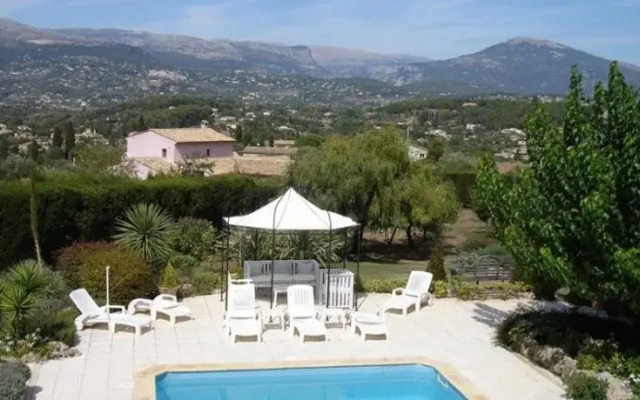 Cerise Villa