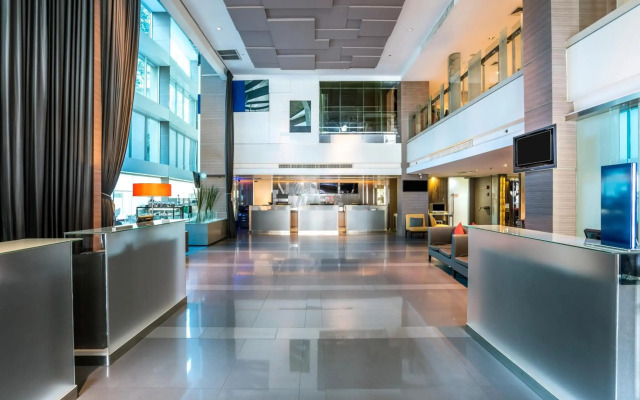 Hilton Garden Inn Bangkok Silom