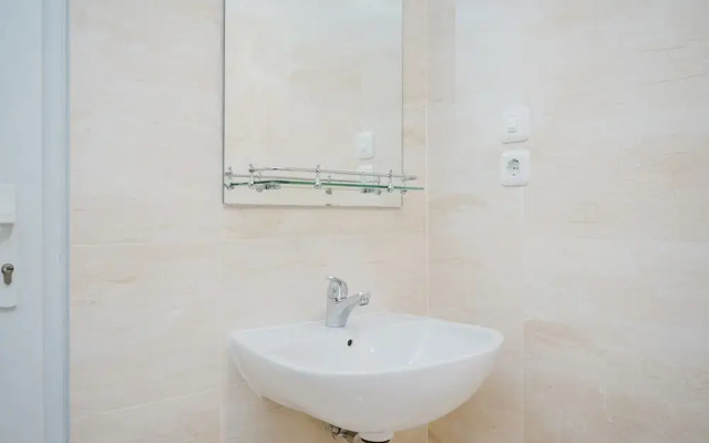 Highest Value 3BR Kondominium Golf Karawaci Apartment