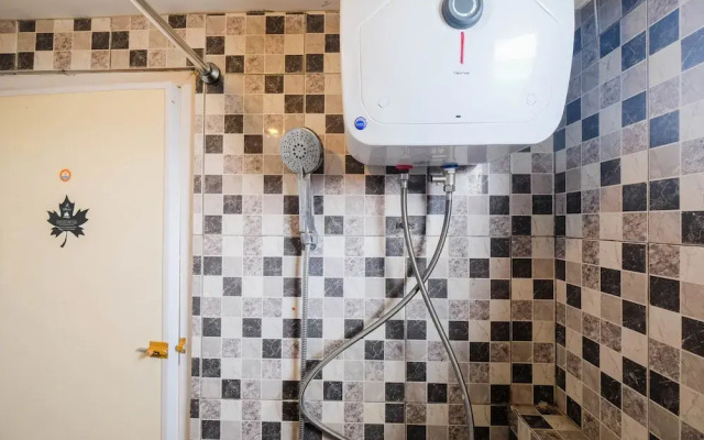 Comfy Studio Room Apartment at Kebagusan City