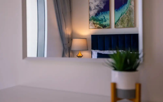 One Bedroom Near Dubai Wheel & JBR by Belvilla
