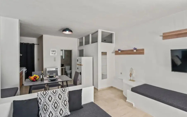 Seaside Gem Near Heraklion Villa Maro III Getaway