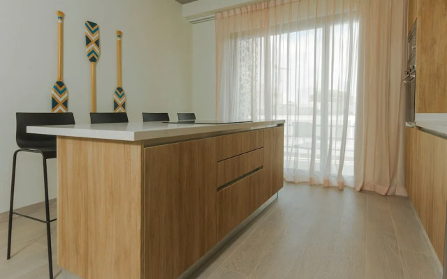 The Boat A403 By Lockey