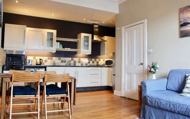 1 Bedroom Flat in Popular Central Location