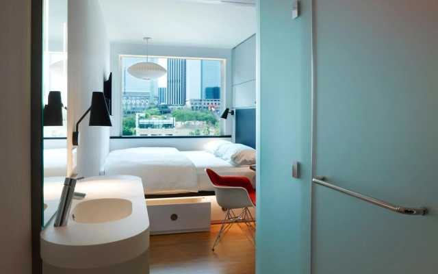 citizenM Los Angeles Downtown