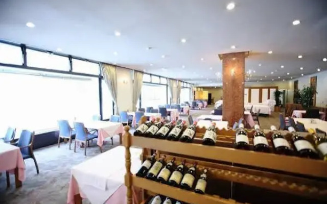Nikko Lakeside Hotel