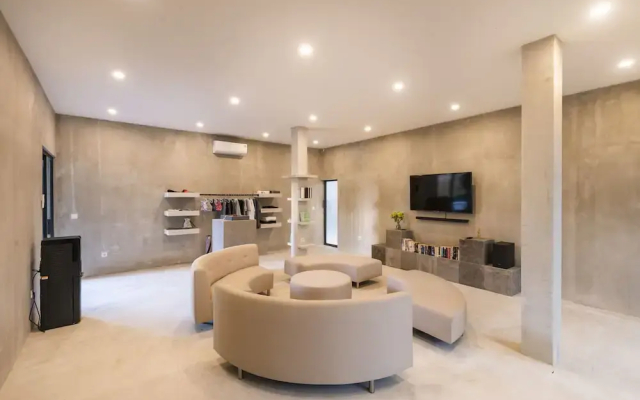 Canggu Dream Studios & Villas