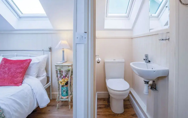 Bee Happy - 1 Bedroom Holiday Home - Saundersfoot