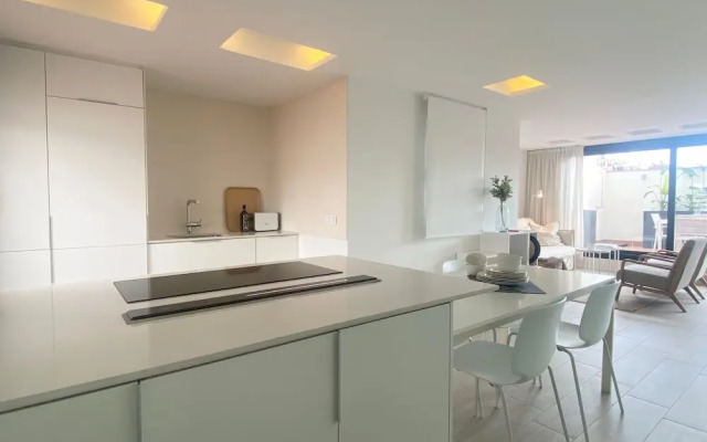 Modern Penthouse With Views Near Paseo De Gracia By Myrentalhost