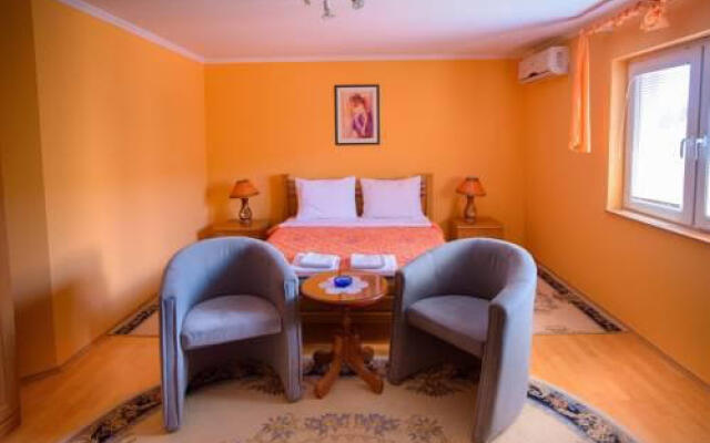 Guest house Mali homtel