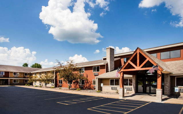 AmericInn by Wyndham Menomonie