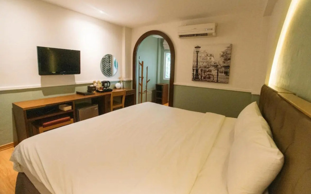 Victoria Nimman Hotel