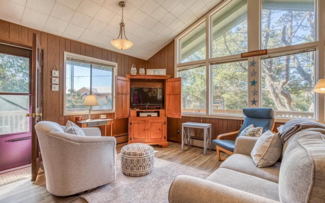 The Beach Cabin MCA 736