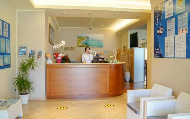 La Bussola Hotel Restaurant