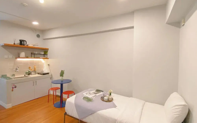 Good Studio Room at Cinere Resort Apartment