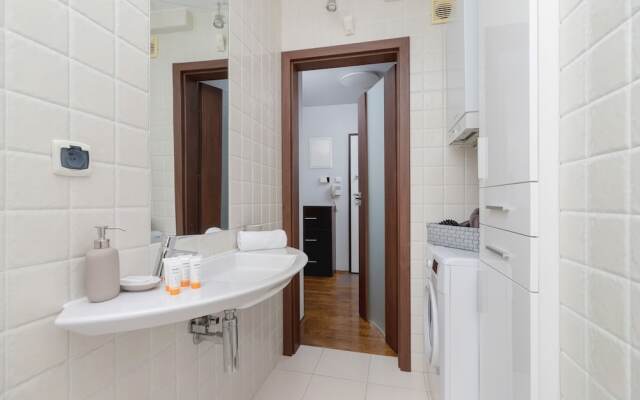 Studio Tyniecka Kraków by Renters