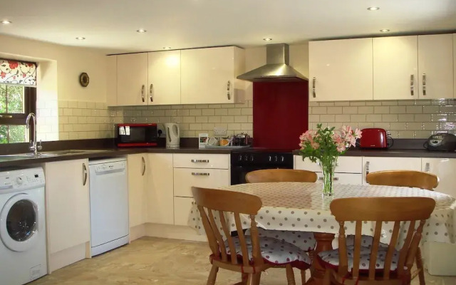 Callestock Courtyard