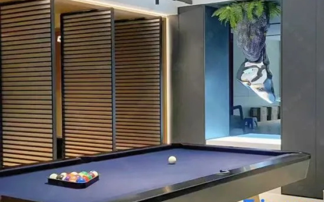 Vienna International Hotel (Luoyang Yingtianmen Jiuzhouchi Branch) — 4-star hotel in Luoyang