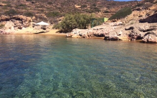 The One and Only Fykiada Estate of Kimolos With its Private Beach! - F