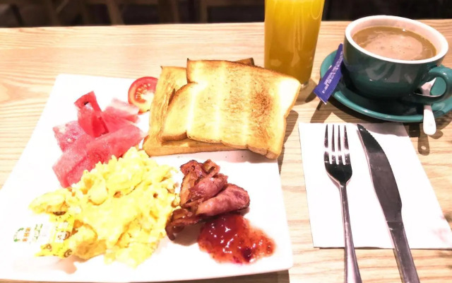 Murphy Youth Hotel Guilin