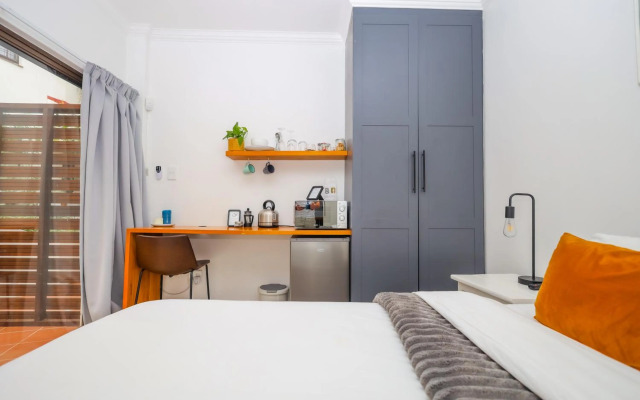 The Blue Door Guesthouse