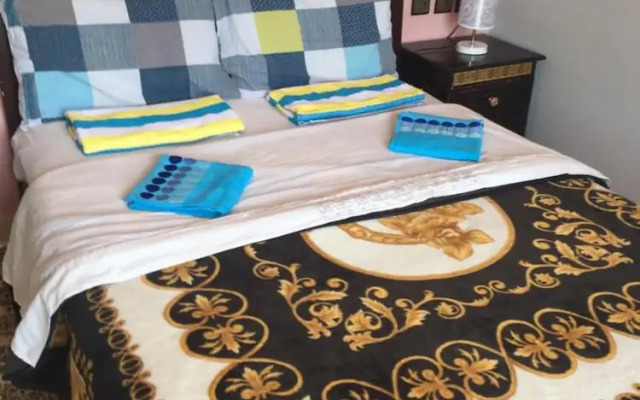 Tanja Lucia - Hostel