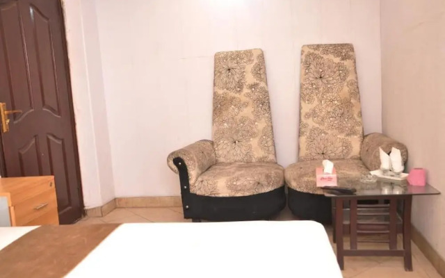 Royal suites Hotel