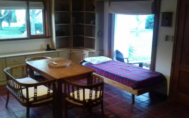 Casa y amplio parque