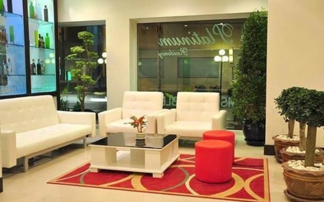 Le Platinum Residency