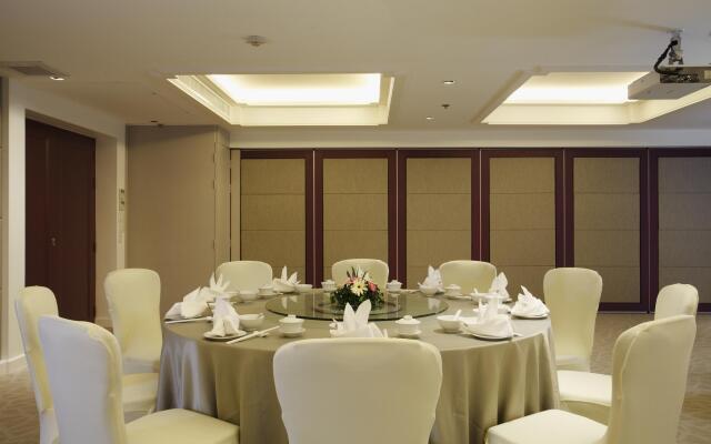 The Quarter Hualamphong Hotel by UHG