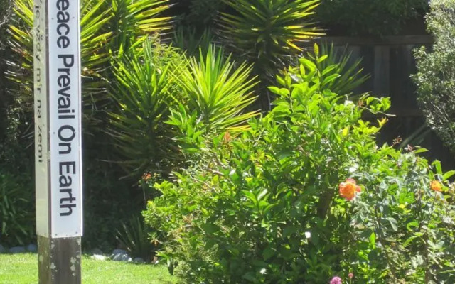 Tam Valley Bed & Breakfast