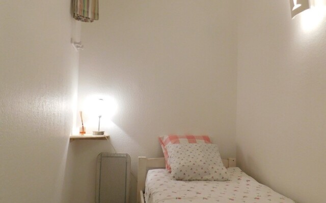 T1, Central Park, climatisation, piscine, parking privé