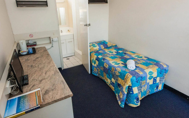 Moruya Waterfront Hotel Motel