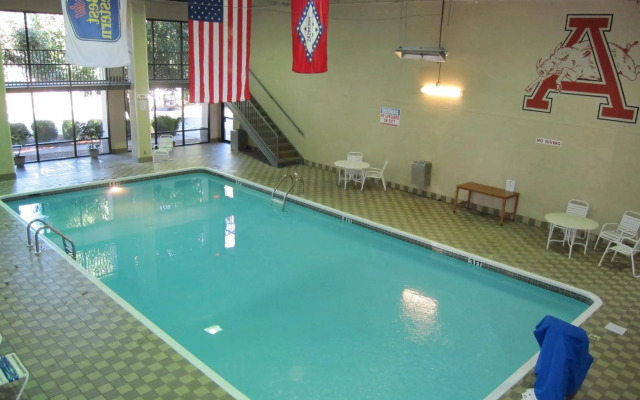 Best Western Windsor Suites