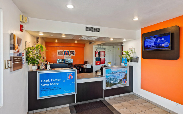 Motel 6 Kalispell, MT