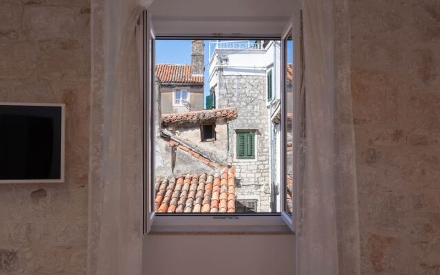 Luxury Rooms Rustic Chic