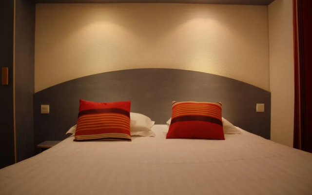 Reix Hotel