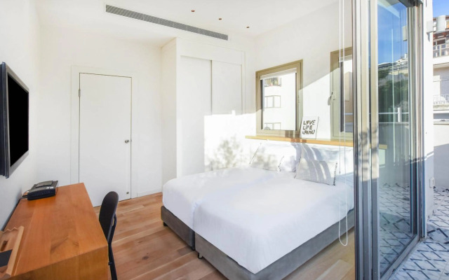 Authentic 3BR Penthouse in Ben Gurion by HolyGuest