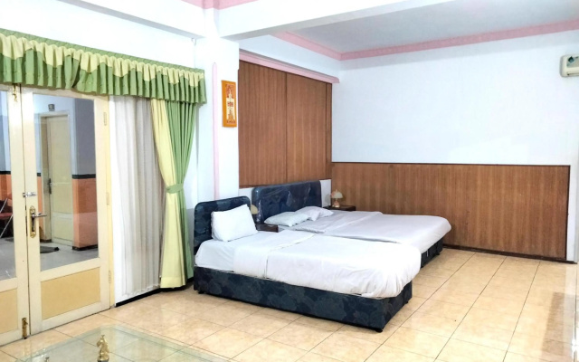 Oyo 2855 Sartika  Pati – Guest Rooms – Pati