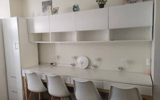 Studio Unit Around Recto U-belt
