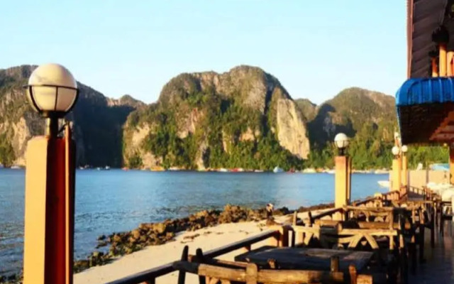 Phi Phi Don Chukit Resort
