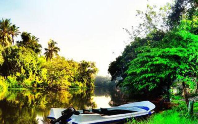 Water Garden Hotel