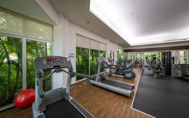 Stunning Ocean Front By Condo Boutique