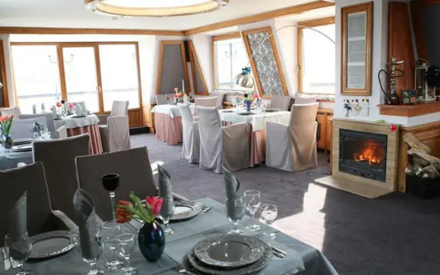 Hotel Odadjiyski
