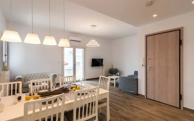 White Rock Milos Suites